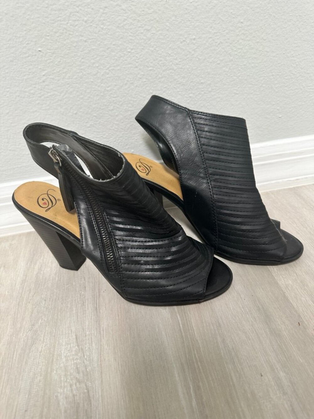 Black Peep Toe Slingback Bootie Heels Size 8.5 Side Zip 3.5” Heel
